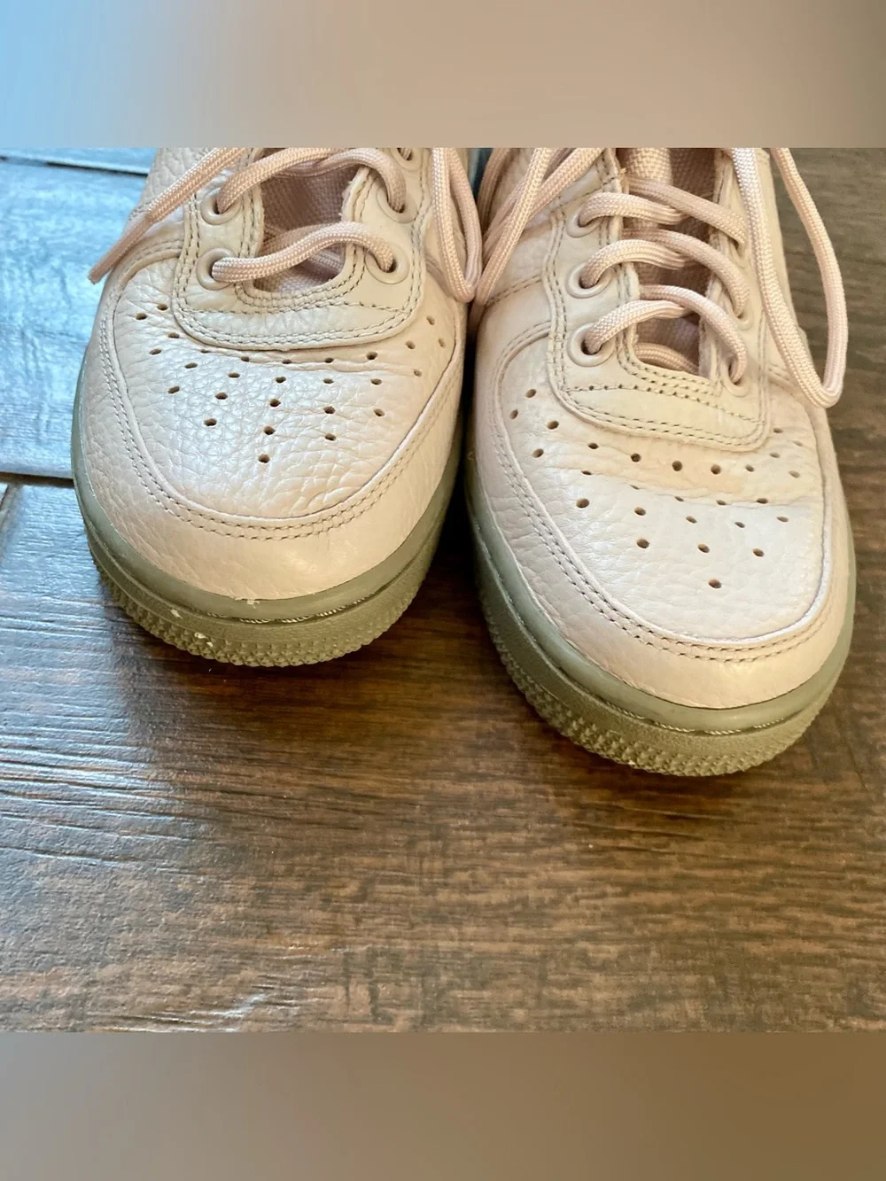 Women’s Nike SF Air Force 1 Mid sneakers - Light Pink